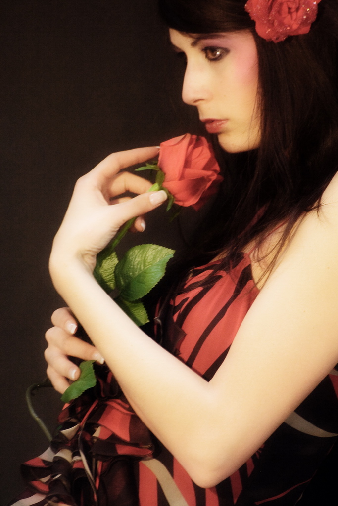 Beyond the Roses: A Valentine's Guide to Authentic Intimacy, Not Just Dinner Reservations